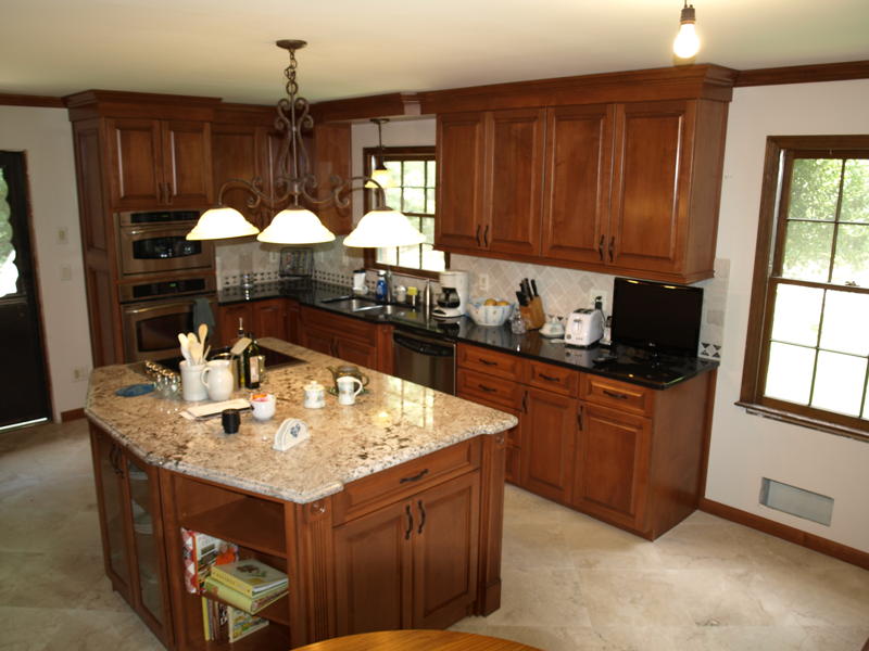 Atlanta Kitchen Cabinets - Custom Kitchen Cabinet Contractor in GA